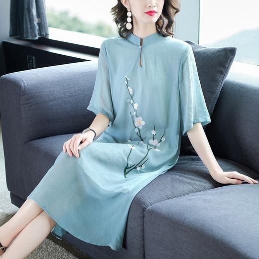 QQM 3602阔太太复古民族洋气大码旗袍式显瘦连衣裙 商品图1