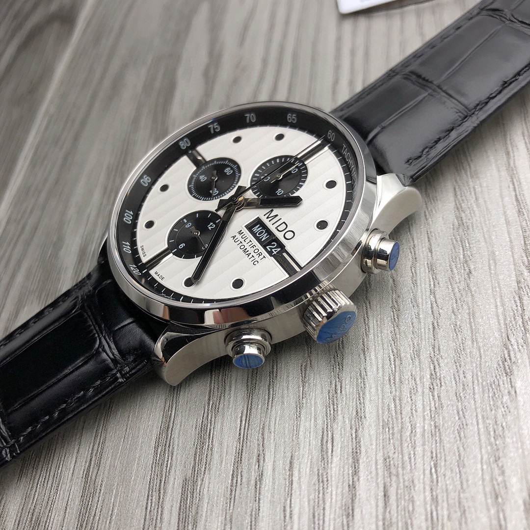 美度mido 舵手计时系列 运动机械男表 搭载多功能7750