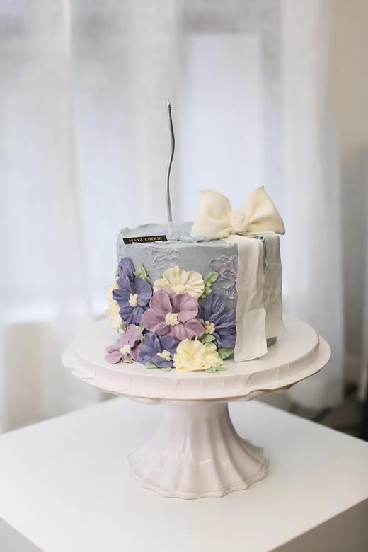 蓝色复古裱花 商品图0