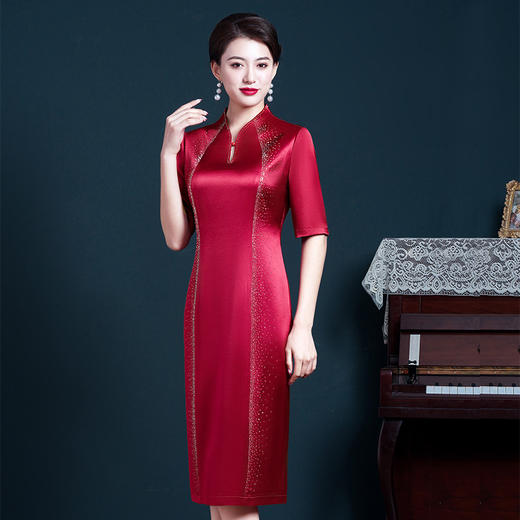 WXG 2299030醋酸缎复古改良大码旗袍裙 商品图1