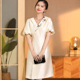 修身气质，v领高档斜纹锻绣花泡泡袖连衣裙AYK-220408