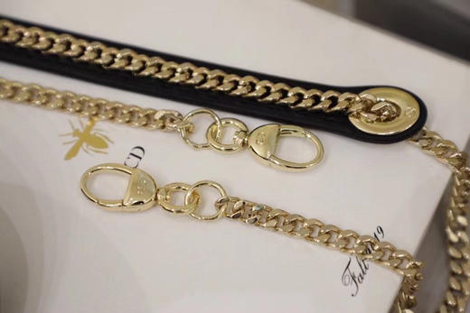 珐琅扣迷你小包 黑色 米色。灰绿色 商品图5