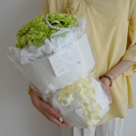 萤火之光 · 花束