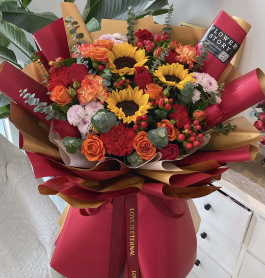 【璀璨】康乃馨➕向日葵➕玫瑰时尚大花束 商品图0