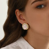 Oflye潮流饰品 珍珠马贝耳钉女复古巴洛克耳环气质时尚轻奢法式小香风耳饰 商品缩略图0