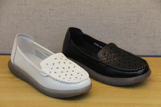 豪行2021年女鞋21294652软底面镂空透气皮鞋浅口牛皮宽松平底白鞋 专柜正品 商品图3