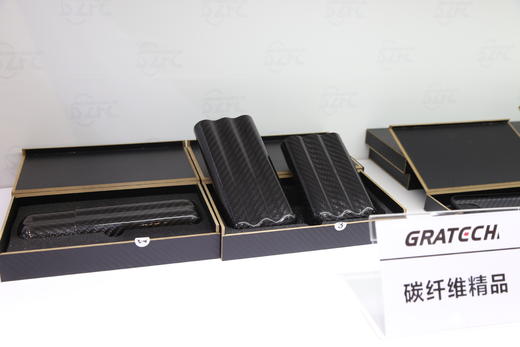 GRATECH 碳纤维周边/烟灰缸/红酒架/椅子/钥匙扣/手机壳/棒球棍/雪茄盒/椅子/名片座/笔筒 商品图2