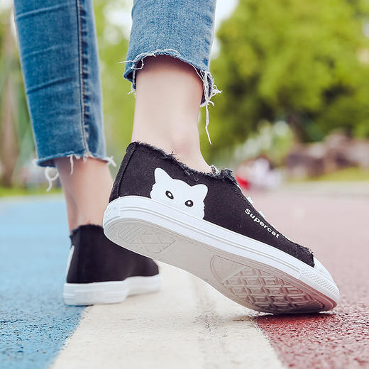 2022新款时尚百搭学生鞋女式帆布鞋小白鞋低帮圆头低跟平底注塑女鞋 商品图3