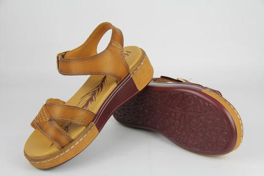 豪行夏季新款20217302厚底坡跟时尚休闲鞋松糕底真皮舒适女士凉鞋 专柜正品 跟高4.8CM 商品图6