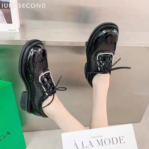 IUIU SECOND 2022夏新款复古布洛克水钻网面小皮鞋单鞋U22AH11341 商品图4