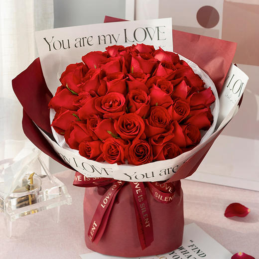 【新品上架】33朵52朵红玫瑰求婚表白生日七夕情人节520告白求婚脱单纪念日送女友表白平安夜圣诞节送花 商品图3