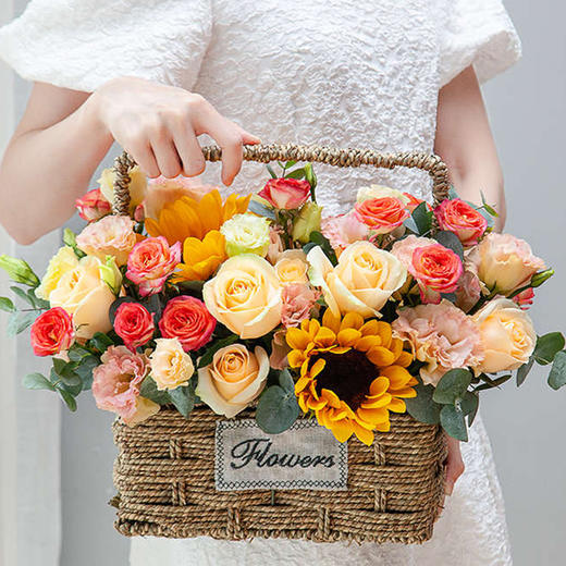 玫瑰混绣球向日葵搭手提花篮送妈妈老师长辈生日母亲节感恩节毕业谢师祝福感恩节送花 商品图4