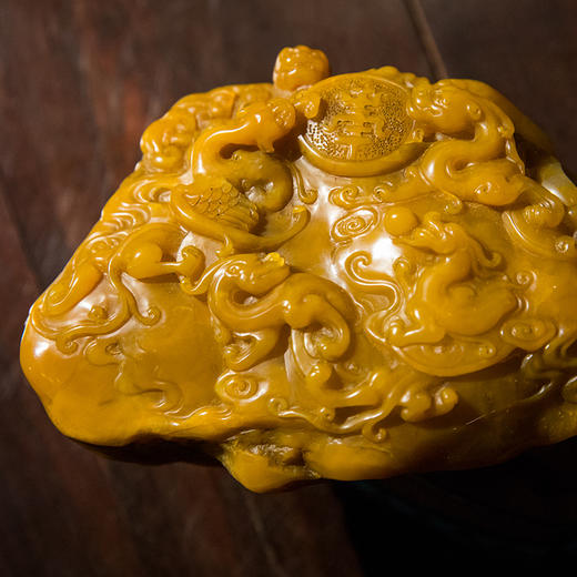 清 寿山石雕螭龙捧寿山子摆件 商品图2