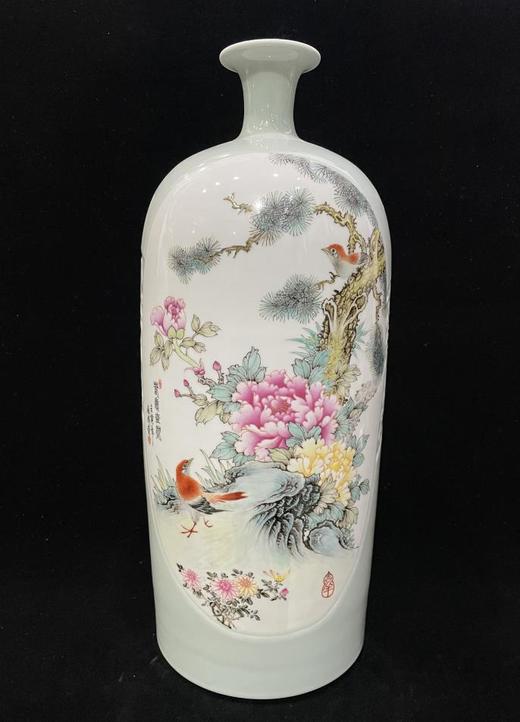 粉彩双面开窗花鸟瓶 商品图0