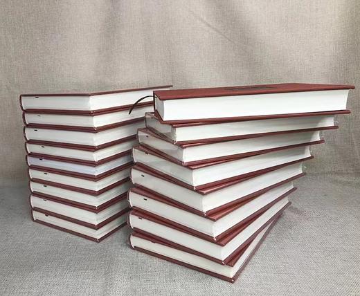 预售：《闻一多全集》，布面精装，16开，全17册，闻一多研究室编订，湖北人民出版社2020年第三版，定价2800，售价1598元。

闻一多（1899年11月24日-1946年7月15日），字友三，生 商品图2