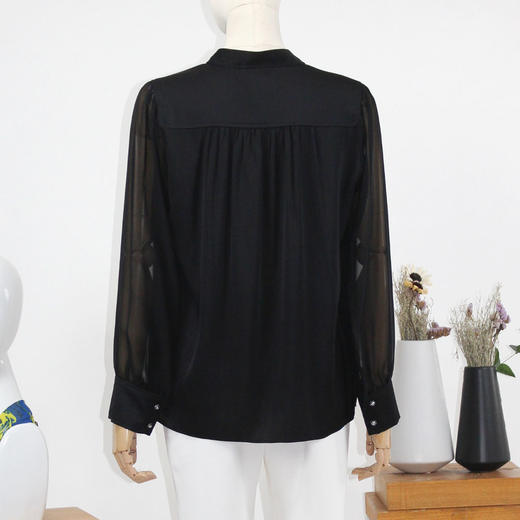 FOCALS福柯斯女装春秋新款V领长袖桑蚕丝拼接套头衬衫FRR2N065N1 商品图2