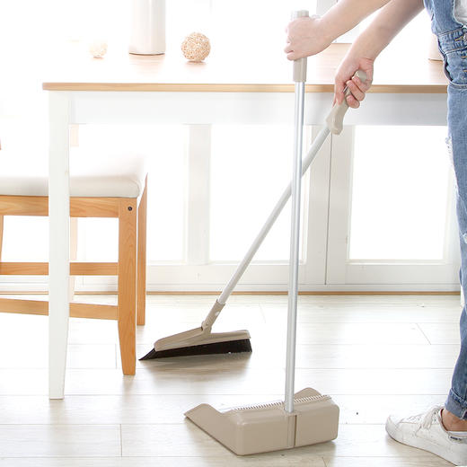 茶花 家用清洁扫地笤帚扫帚簸箕组合 旋转扫把头 加长梳齿 1725 （颜色随机） 商品图0