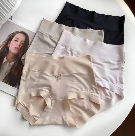 老米优品 / 质感爆赞！敲击推荐！《软软糯糯的裸感莫代尔内裤》上身0束缚，裆部是艾草抗菌因子，有效抑菌抗菌，健康放心！NK220506C 商品图0