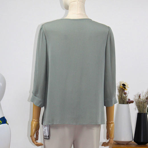 FOCALS福柯斯女装夏季新款七分袖桑蚕丝纯色圆领衬衫FRRBN230G2 商品图2