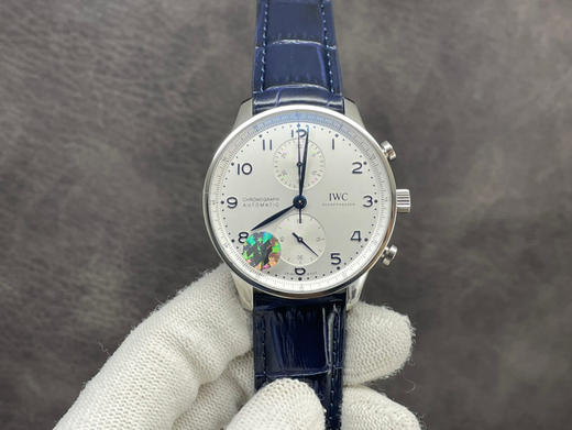 ZF万guo葡计IW371605（2019年大改款葡计）。尺寸41mmX13mm，皮表带，自动机械机芯，男士手表，透底 商品图9