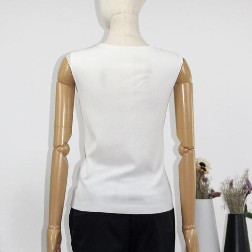 FOCALS福柯斯女装夏季新款V领套头针织衫纯色打底背心FRRBM178 商品图2