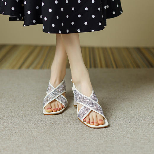 优雅百搭，里外全皮织物拼接高跟凉鞋HBP-3445 商品图7