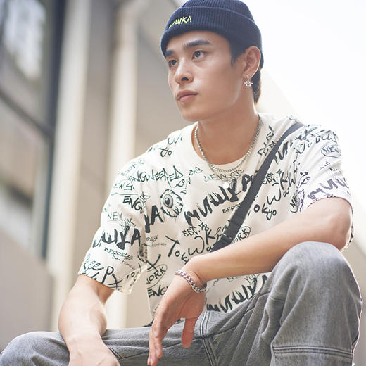 MISHKA大眼球潮牌2022春夏新品 满印涂鸦眼球印花圆领短袖T恤男女M21100039M 商品图1