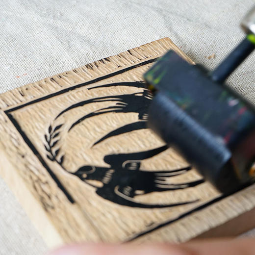 此刻｜手工印制版画『燕归报喜』 商品图1