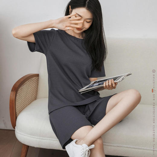 【买1送1！马骨纹坑条家居套装】可外穿短袖短裤家居服，柔软仿若无感，让你舒服到骨子里！夏季睡衣女两件套装 商品图2