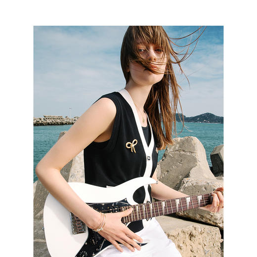 TeenieWeenie小熊2022夏新款时尚开衫针织马甲女毛衣TTKN222405P 商品图2