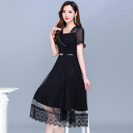 QYM-CR-DQ22869-L新款时尚优雅气质修身方领短袖长款蕾丝拼接连衣裙 商品图2