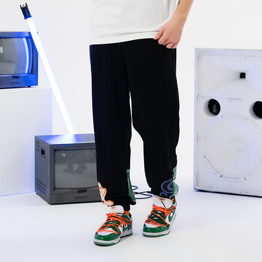 MISHKA大眼球潮牌2022春夏新品 男士拼接印花运动裤休闲裤长裤M21100850M 商品图3