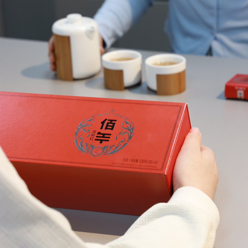 天月精装古树红120g