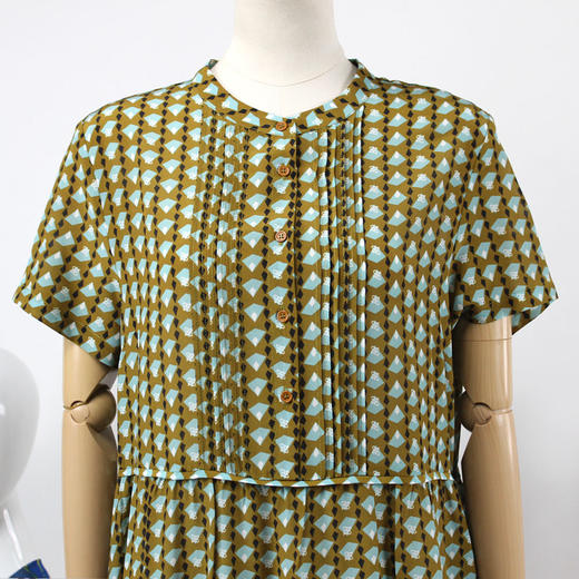 FOCALS福柯斯夏季桑蚕丝圆领短袖几何印花中长款连衣裙F2Y6X067YV 商品图3