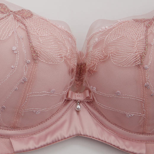 贝佳人“First Love”3/4曲线杯-BW912202 商品图4