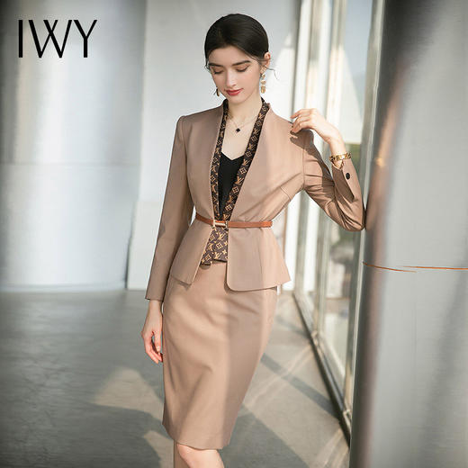 IWY/职业装气质女神范套裙卡其色收腰显瘦西服前台接待工作服高端 CS1520 商品图4