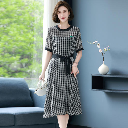 HR  WL26889气质法式收腰圆领小个子格子连衣裙 商品图3