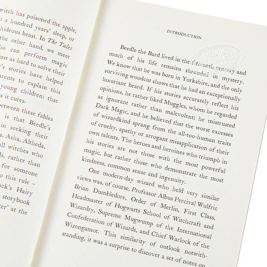 【中商原版】石器时代 The tales of Beedle the Bard 英文原版 J K Rowling 商品图3