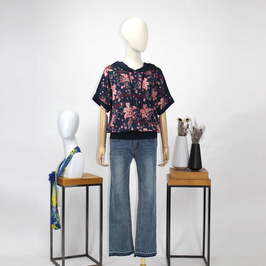 FOCALS女装夏季新款桑蚕丝连帽拼接套头印花衬衫上衣FRRBN237BV 商品图4