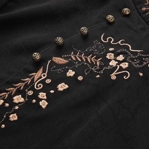 QY A8215绣花韩版修身显瘦气质洋气T恤 商品图2