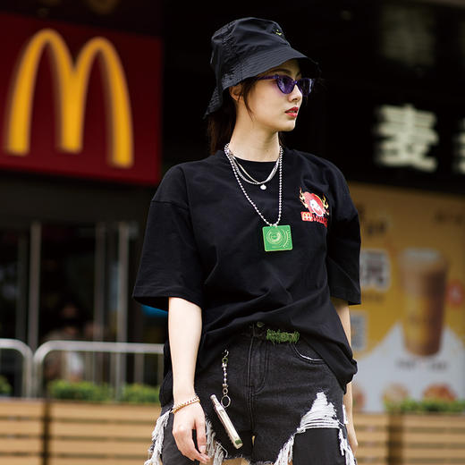 MISHKA大眼球 x BOGY合作系列2022春夏麦当劳叔叔印花短袖T恤男女M21100062M 商品图4