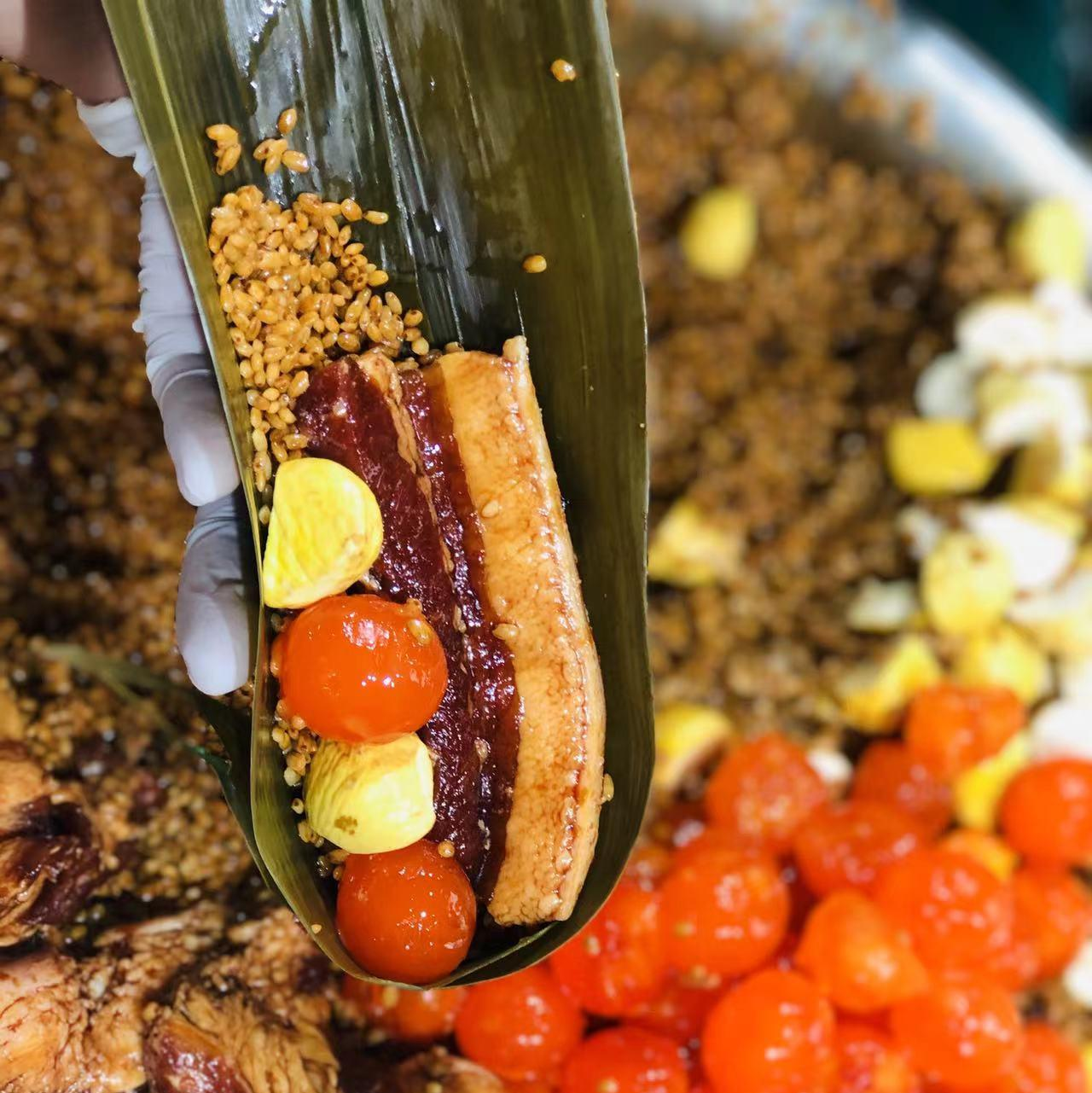 纯手工招牌枕头大肉粽 | 板栗五花/板栗瘦肉/剁椒排骨/杂粮腊肉/剁椒五花粽子/蛋黄五花黄米/蛋黄五花绿豆粽子（无礼盒）[福利品]