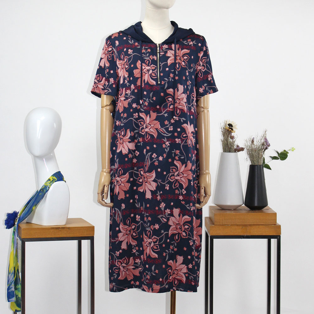 FOCALS福柯斯夏季桑蚕丝休闲连帽短袖印花中长款连衣裙FRRBX238BV