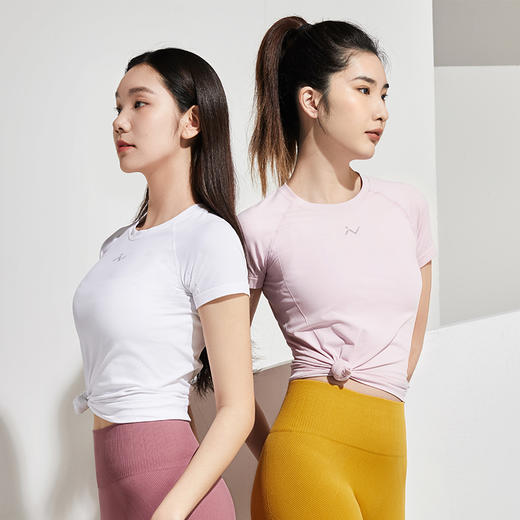 李欣普拉提裸感薄款修身运动健身普拉提上衣LX0590M（特价产品，非质量问题不支持调换和退款） 商品图0