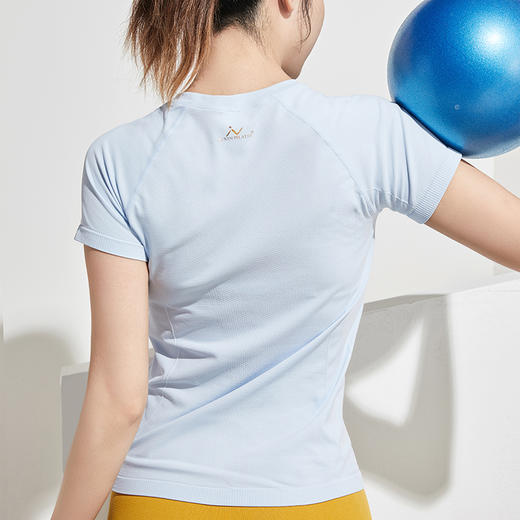 李欣普拉提裸感薄款修身运动健身普拉提上衣LX0590M（特价产品，非质量问题不支持调换和退款） 商品图5