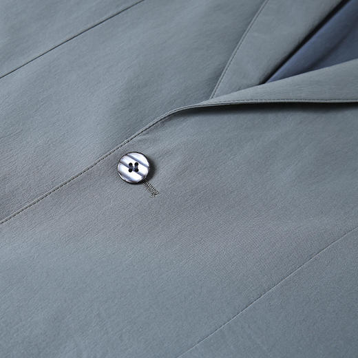 YvesFigarau伊夫·费嘉罗930606休闲西装 商品图3