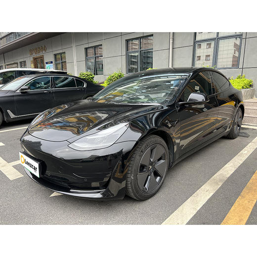 特斯拉 Model 3 标准续航后驱升级版 【长租-深圳】 商品图3