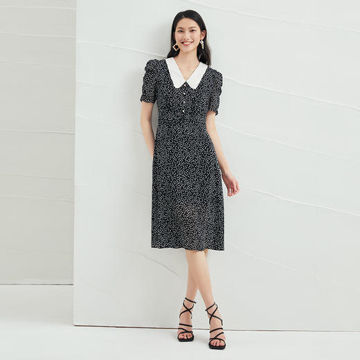 EITIE爱特爱夏季新款娃娃领波点中长款收腰泡泡袖连衣裙6607325 商品图6