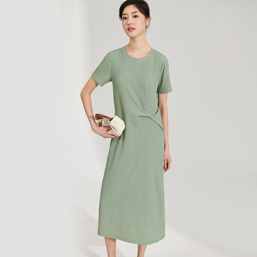 IN AND ON设计感水波纹扭结连衣裙女长款短袖圆领纯色简约长裙 商品图0