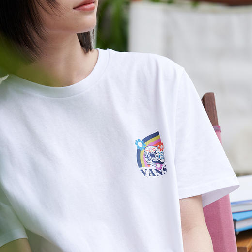 VANS女子短袖T恤白色夏季趣味印花VN0A7Q2CBLK / VN0A7Q2CWHT 商品图2